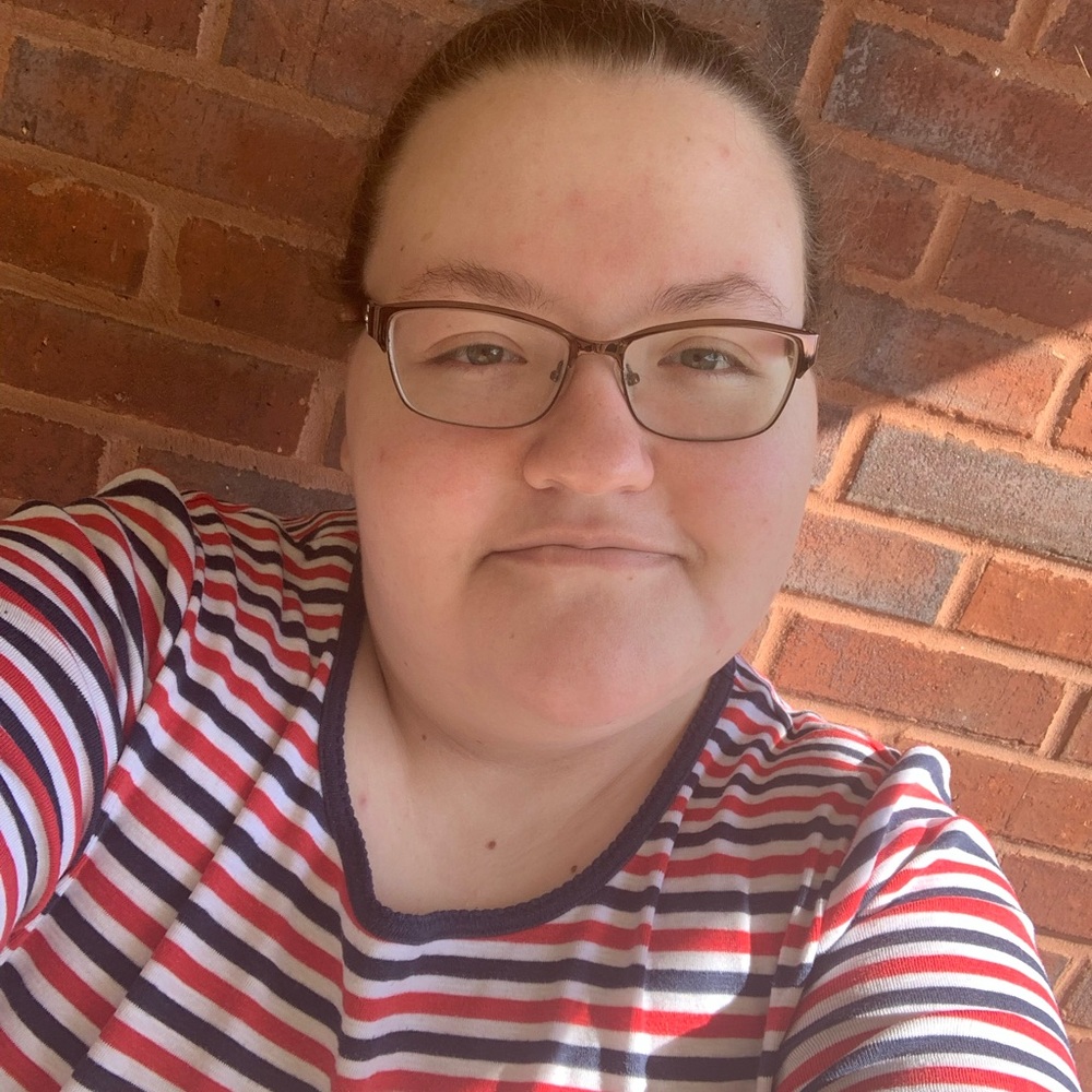 Meet your Posher, Sara